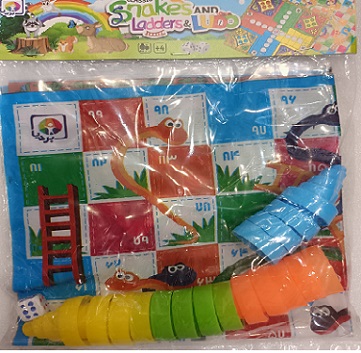 منچ و مارپله پلاستیکی